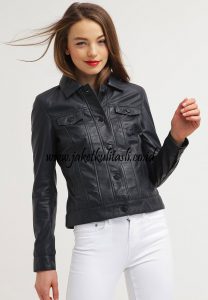 Jaket Kulit Asli Wanita W18