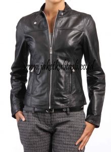 Jaket Kulit Asli Wanita W55