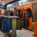 Dekorasi Toko Jaket Kulit Asli